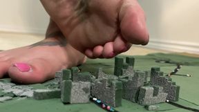 E3 Entire Cities have to worship my sweaty feet to save themselves