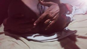 My Stepaunt Triess to Seuce Me with Her Sex Stories