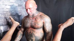 Prison Fuck with Excel Hung