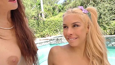 Syren De Mer and Carmen Caliente Lesbian 69