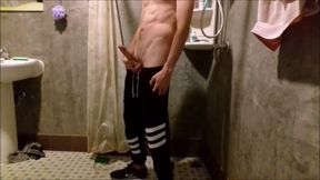 Russian chav lad jerks off his huge cock
