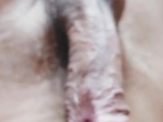 Pene venoso joven masturbandose