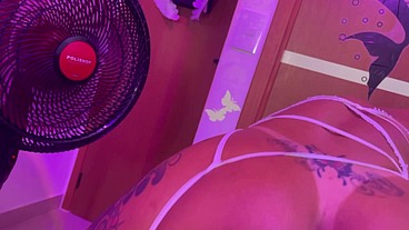Ts Vanessa Rafaella- Yeah bb, fuck me!