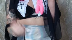 Valeri in nun costume b2p balloon