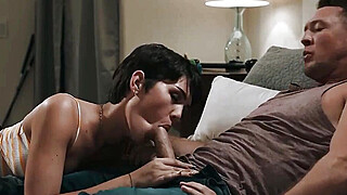 Babe Big Cock Shemale Fucks Guy