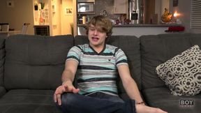 Twink Robin Moore Fucks His Ass With His Favorite Dildo