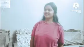 Desi babe gets fucked by her best friend in a loud and steamy video