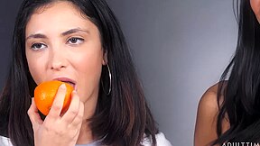 The Oral Experiment: Emily with Jane Wilde and Emily Willis