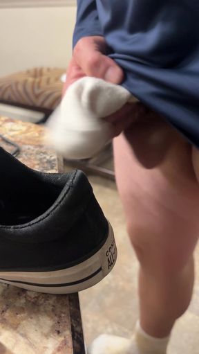 Cuming in my wife's stinky converse