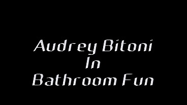 Audrey Bitoni Blowjob and Ride to Facial Cumshot