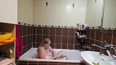 Big Natural Tits BBW - Shower and Shave