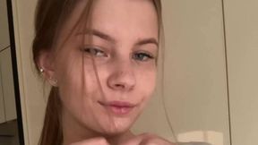 Community Creator
 @AmyBounce @Boob Drop & #18+ Teen #Small Tits #Brunette #Sexy hardcore adult video | Tik.Porn