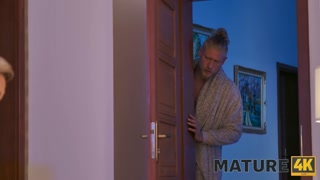 MATURE4K. Real American