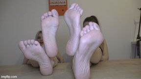 Can you resist bare feet