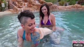 lesbian pawgs shelby paris & nikki sequoia have fun in the pool!