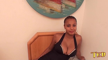 Raphaela Nunes 18 aninhos