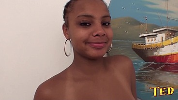 Raphaela Nunes 18 aninhos