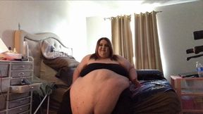 SSBBW BELLY LIFT AND PLOP