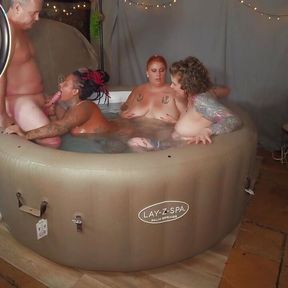 Hot tub Fun with 3 MIlfs and a DILF