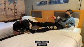 Post-workout socks and foot worship *Conversation in Cantonese* 廣東話