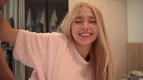 Mom'_s heart is worried, thinking that something bad might happen if she stayed with her friend, but what could happen?