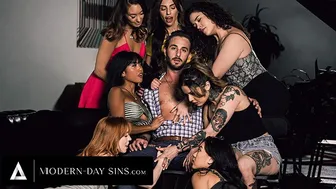 Sex Addicts Ember Snow & Madi Collins Reverse Gangbang Their Therapy Leader