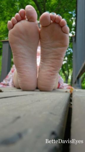 Smelling, Licking & Stroking in the Park 3:44