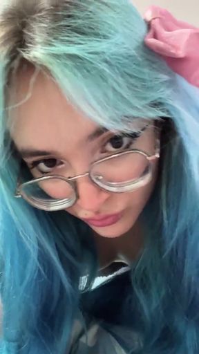 Curvy GF gets involved in a naughty threesome with her boyfriend