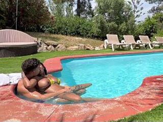 Voyeuristic Neighbour Watches Us Screw in the Garden Pool - Yasmina Khan - Brady Bud