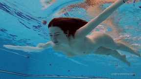 Sexy Russkie katy Soroka gets wet and wild solo splashes