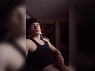 CADRAZ STROKES HIS CHUNKY WEENIE