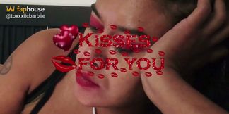 Xhamsterlive: Kisses for You From Barbiie