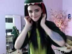 Brunette Solo Webcam Masturbation