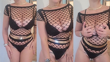 Una bella mora tettona