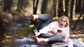 Blonde Autumn takes a risky deepthroat in the Polish forest