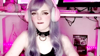 Exposed OnlyFans - Naughty Gamer Girl Amber Kawaii Creampies Her Pussy Solo