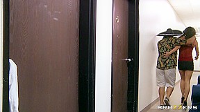 Big Tits at School: College Mamories
