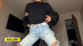 Horny Guy Gets Ruffled After Snacking On Potato Chips In IntenseGay Porn Session