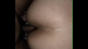 Un rapidin ma&ntilde_anero para mostrar el gran culo de mi mujer