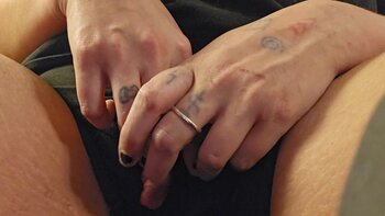 MayhemMayhem92's Big Clit Tease: Stuck and Sizzling Through Shorts