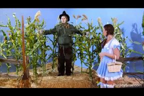 Dorothy get her pussy slammed by scarecrow