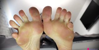 I Will Never Let You Kiss My Feet!