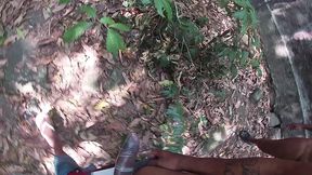casal transando no mato da cachoeira
