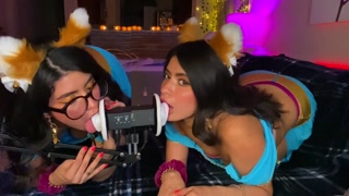 ASMR Two Girls EAR LICKING PRINCESS JASMINE COSPLAY ARCH - CORNELIUSTHECAT ASMR