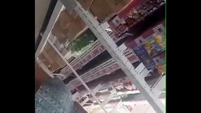 Gostosa no mercado d