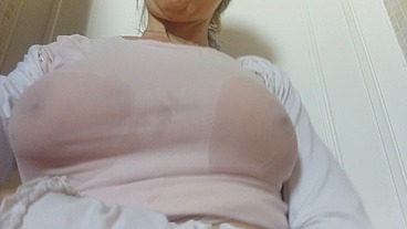 an amazing trasparent belly-boobsy arabic dance