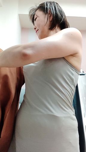 I Change Clothes at the Photo Shoot.