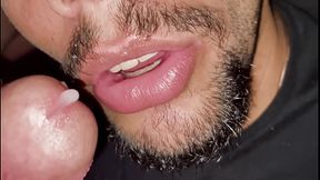 Testemunha de jeov&aacute_ do pau grosso me fez visita e me fez gozar mamando