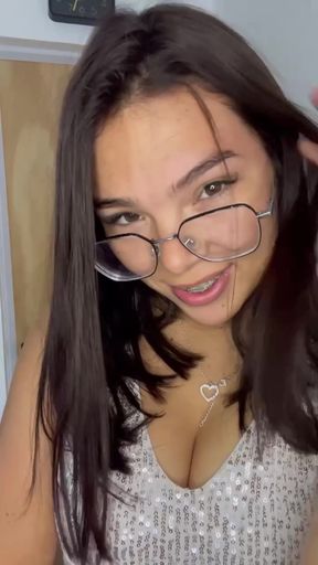 Latina cutie shows off her sexy moves