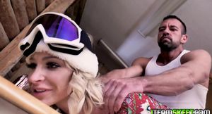 Emma Hix warm by giving her a hot fuck